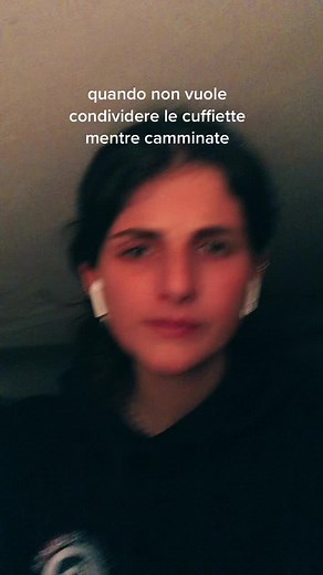 Video di cécile (@cecileatnight1) con suono originale - unaragazzafratante