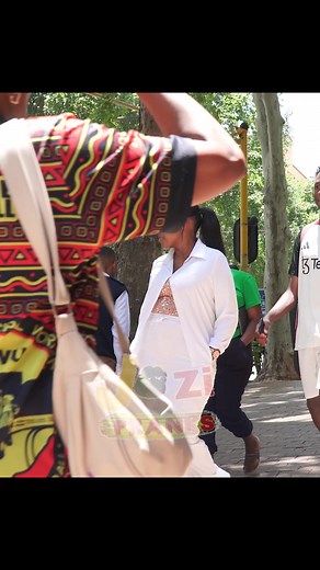 Looking Good Looking Good 🔥 | Jozi Pranks