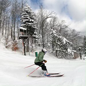 ❄️⛷️ Send off one of our best winters yet at The Highlands! ❄️ This March, take advantage of our lowest rates of the season for ski and lodging. You can squeeze in more runs, more après, more live music, and more winter magic before the season winds down. Ski you soon! | The Highlands