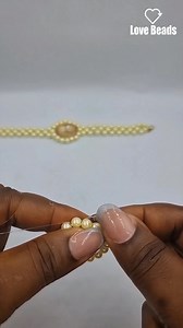 DIY: Beaded Bracelet Here's an easy-to-do bracelet tutorial to as to your beads collection. Happy beading! #lovebeads #beadsbracelet #beadedbracelet #handmadebracelet #beads #beaded #pearls #pearls bracelet #beading #diy #handmadecraft | Love Beads