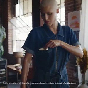 45 reactions · 7 comments | The new Galaxy ZFlip3 5G. Tucks into your purse, fits in your pocket, it’s the phone to flex, that fits with your fashion. Unfold your world with the Galaxy Z Flip3. Here's how https://bit.ly/3zEF7A3. | Samsung | Facebook