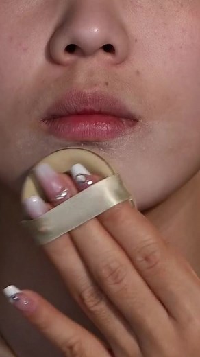 Concealer Tutorial Using Facial Roller for Flawless Skin