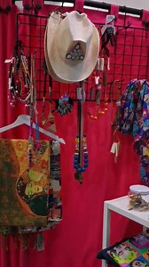 8.4K views · 267 reactions | ✅✅✅ABRIMOS JUEVES SANTO DIA 18 ✅✅✅. 11h a 14h . 17.30ha 20h SÁBADO SANTO 20 ✅✅✅10.30H A 20H ..17.30h a 20h Tienda física en A Coruña Galicia. Calle Barcelona n14. Hacemos envíos a toda España mandame un privado | Miaou tallas grandes de la 40 a la 60 para mujeres hermosas | Facebook