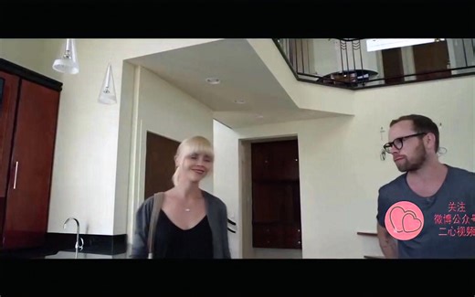 《DISTORTED 》海外最新电影预告金发美女和悬疑更配？