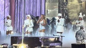 【不唱大热单翻出遗珠｜休斯敦第一夜】Beyonce 2023.9.23 Rather Die Young（Live in Houston）_哔哩哔哩_bilibili