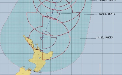 Incoming: Direct cyclone threat looms as North Island faces wild week of rain and wind