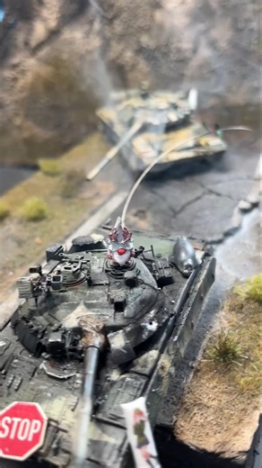 Using tank models to recreate covering teammates' retreat in War Thunder.#moderntanks #warthunder