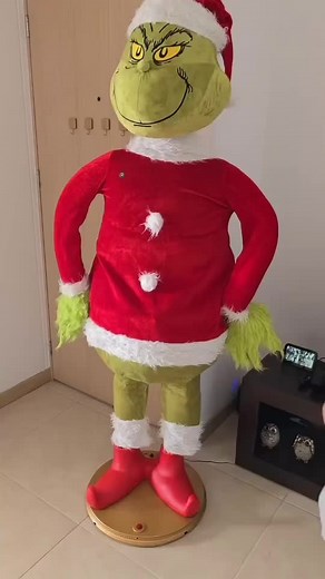 Paso a paso para ensamblar eñ Grinch con luces y sonidos. Aun podemos pedirlo. Gracias a nuestros Piolovers. Pedidos al whatpp 3160105181. #piotiendavirtual #grinchtiktok #grinchmas #navidadentiktok #christmas #navidad
