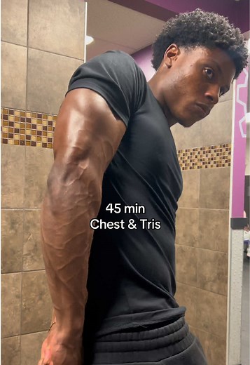 Chest & Tris 45-Min Workout: Incline, JM Press, Pec Dec