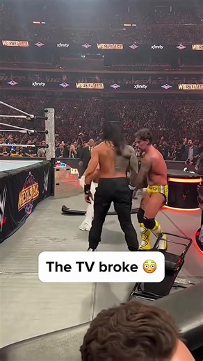 Roman Reigns vs CM Punk at WrestleMania 42 #wwe #romanreigns #cmpunk #youtubeshorts #youtube #shorts