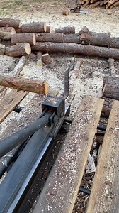 338K views · 176 reactions | 望Sharp ax on a woodcutter. Wood 蝹splitter. Two operators.‍♂️#firewood #woodwork-000 | West Woody | Facebook
