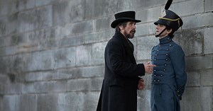 The Pale Blue Eyes sur Netflix : Edgar Allan Poe au cœur des ténèbres