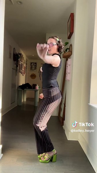 DIY Lace Top Transformation Tutorial: Alvaro's Amazing Outfit Hack!