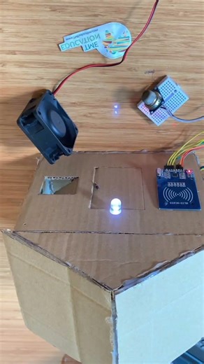 #Controlling door automatically with Arduino using MQ-2 sensor andRFID#