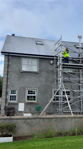 Roof clean and soft wash completed on this lovely home. Bringing it back up to perfection. If you need any of this work completed on your property contact Jimmy 07407 893528 Covering all of North and South of Ireland. Diary open for 2026. Fully insured #homedecor #homeimprovment #roofcleaning #softwashing #painters