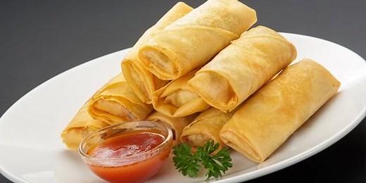 Can You Freeze Egg Rolls? (Cooked & Uncooked) - Pantry Tips