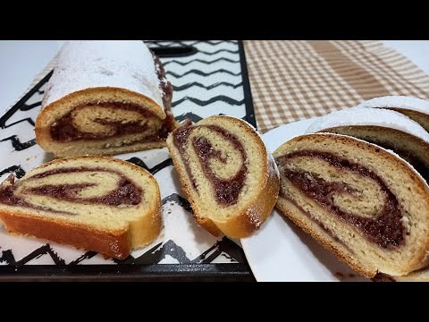 Domaća štrudla sa džemom od šljiva i orasima-Homemade strudel with plum jam and walnuts