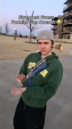 Strangers guess fortnite gun sounds 😂
