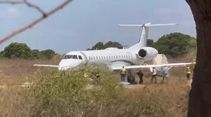 181K views · 5.4K reactions | Tsika Mahajanga vahao ny maso.... Jereo ny aéroport sy port.Atambaro ny hery fa izany no fandresena. | Afakandro Christian | Facebook