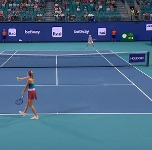 Starting off the day with yesterday’s Top 5️⃣ Shots 💪 | Miami Open