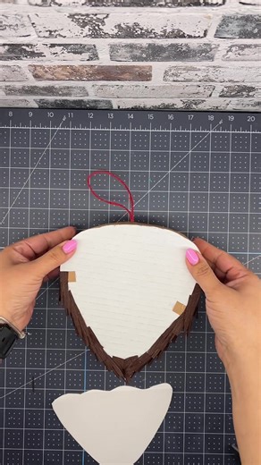 Mini Piñata de Fresas con Chocolate para Fiestas