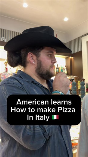 American makes FIRST pizza in Italy 🇮🇹 How do you think I did? 👀 #Italy #pizza