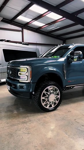 Stunning Antimatter Blue F450 Lariat Truck with JTX Forged Wheels
