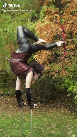 Fastest arrow shot using the feet 🎯 👣12.31 m (40 ft 4.64 in) - Brittany Walsh 🇺🇸 #womenwhowow #womensday