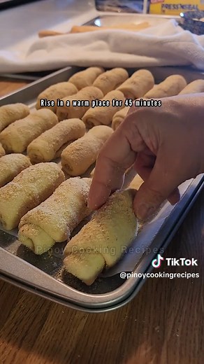 Soft and fluffy Spanish Bread #spanishbread #bread #fyp #recipe #PinoyCookingRecipes
