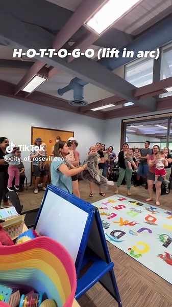 Baby Lapsit Storytime at Maidu Library Every Tuesday