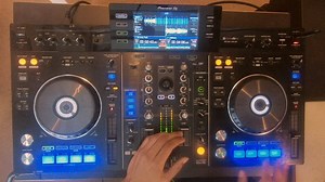 12 reactions | Jumped in the mix for Complex UK wit a bag of fresh UKG n Grime Check the full mix here: bit.ly/2GM8uEq Share the ting if you're feeling! | Star.One | Facebook