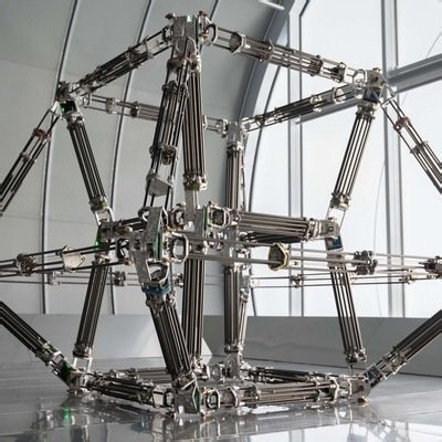 An Eye-Popping Kinetic Representation of a Tesseract  - Core77