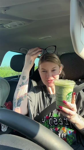 Fan Praises Yazhadfield's Content