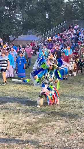 108th Annual Meskwaki powwow dancer Larry Yazzie #indigenous #powwow #culture #nativeamerican #fpy