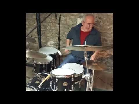 Drum solo aux mailloches sur gretsch stop sign 1977 + masterwork cymbales