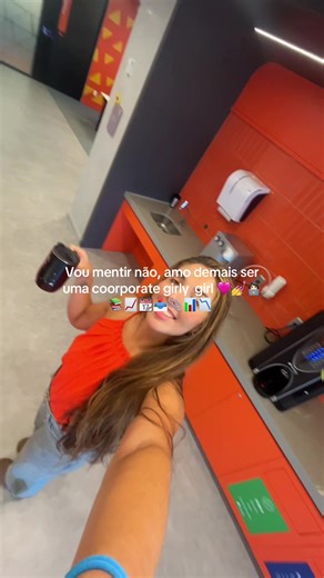 Amo demais ser coorporate girly #coorporatetiktok #trabalho #clt #fy #girlygirl
