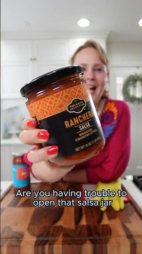 The Ultimate Hacks to Open a Stubborn Salsa Jar! #shorts