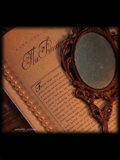 Exploring Victorian Era Aesthetics and Themes