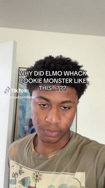 Amelia: oh God… 😟 #elmo #chickenshop #sesamestreet #ameliadimoldenberg #fyp