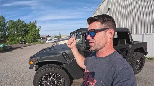 After buying a Humvee H1 I have to sell everything off | auction day firesale