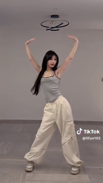 Freaky Dance Trend 2024 ft. Hyuna & Liliye