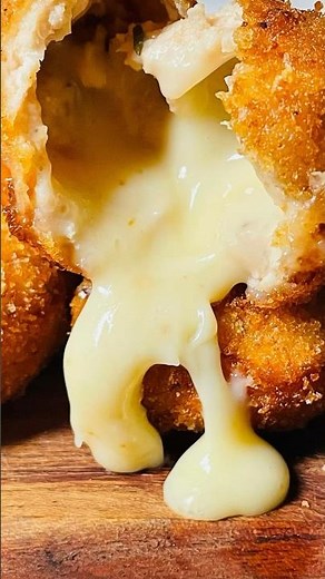 Cheesy Chicken Nuggets | Easy Chicken Nuggets Recipe | How To Make Crispy Chicken Nuggets