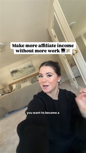 Emily Cooper | Make Money & Solo Travel | Comment “TPO” to earn more passive affiliate income in 2026 💸 If you’re a travel blogger or want to become a travel blogger, keep reading... | Instagram