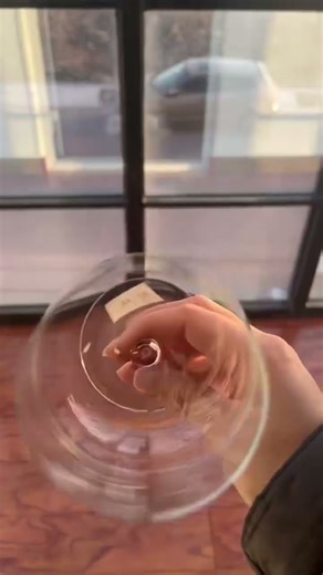 Ultra thin stem glass #glasses #weddingevent #wine