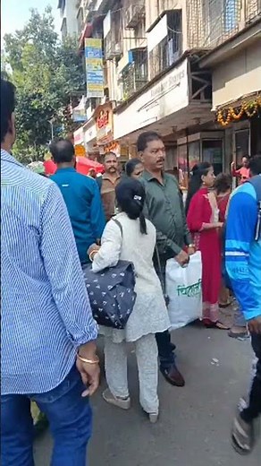 Mumbai Travel || Mumbai Train Travel || Krishna vlog || Mumbai Dream City 😍