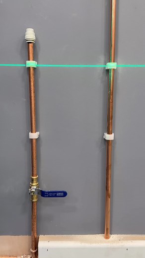 333K views · 910 reactions | How to install a copper pipe correctly so the clip never comes loose #plumber | Allen Hart | Facebook