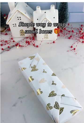 Neat and Balanced Small Box Wrapping Method