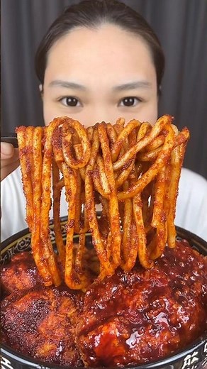 asmr spicy ramen noodles mukbangs #asmr #eating #noodles