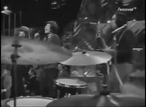 11K views · 410 reactions | Edison Lighthouse - Love Grows (1971) | Schönes aus unserer Kindheit | Facebook