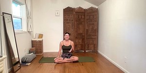 I filmed a yoga class for you!